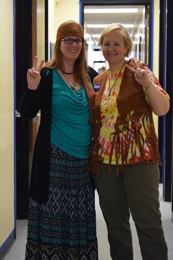 Counselors and staff embraced the peace, love, and happiness vibes  on 60s and 70s day. 