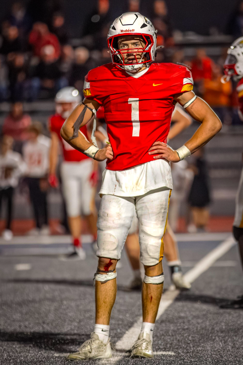  Senior football team captain, Lucky Taraborelli