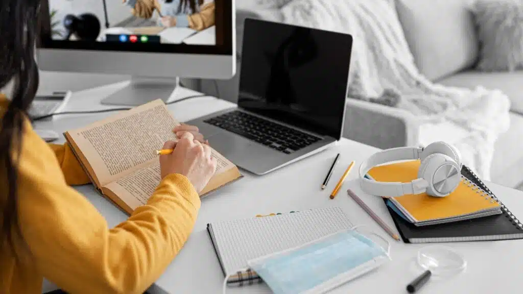 Social Media vs. School Curriculum: What Students Prefer